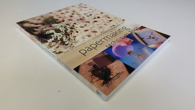 Boek met de titel: Papermaking Techniques Book