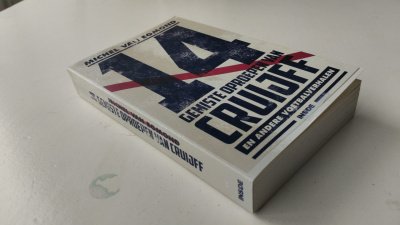Boek met de titel: 14 gemiste oproepen van Cruijff