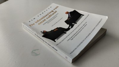 Boek met de titel: De islamisering van onze cultuur