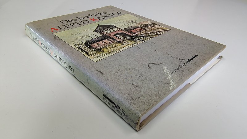 Tweedehands boek: Das Buch des Alfred Kantor van auteur Alfred Kantor - Duitstalige hardcover met stofomslag. Minimale gebruikerssporen randen omslag. Binnenwerk onbeschreven en netjes. Vele illustraties met Duits en Engelse tekst. Inleiding in het Duits.