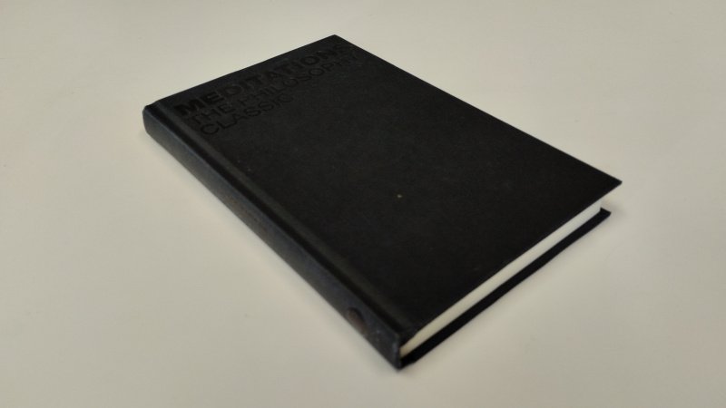 Tweedehands boek: Meditations van auteur Marcus Aurelius - In zeer goede staat. Engelstalige hardcover. Minimale gebruikssporen aan de kaft, rechte rug. Binnenwerk als nieuw