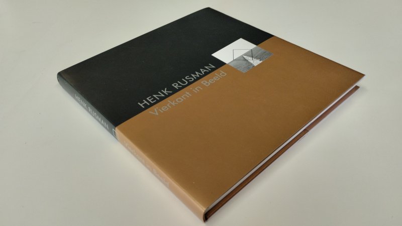 Tweedehands boek: Henk Rusman vierkant in beeld van auteur Wim van der Beek & Hans Veldhoen - Zo goed als nieuw. Nederlandstalige hardcover met stofomslag. Art gallery sticker voor in. Prachtboek