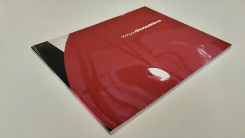 Tweedehands boek: Philippe Desloubières sculptures van auteur Philippe Desloubières - Zo goed als nieuw. Franstalige softcover. Art Gallery sticker voorin. Prachtboek