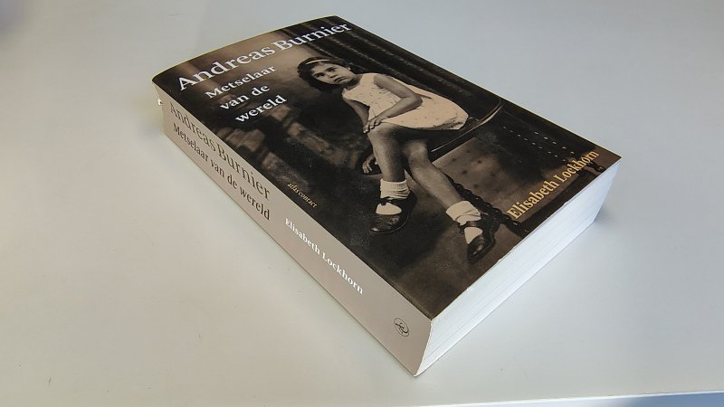 Tweedehands boek: Andreas Burnier Metselaar van de Wereld van auteur Elisabeth Lockhorn - Paperback met flappen. Licht hol ruggetje met lichte leesvouw. Bovenkant rug kleine beschadiging. Lichte gebruikerssporen randen kaft. Binnenwerk onbeschreven en zeer netjes.