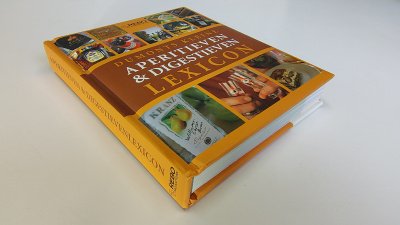 Boek met de titel: Dumonts kleine Aperitieven & Digestieven Lexicon
