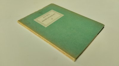 Boek met de titel: Door de nacht