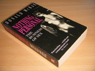 Tweedehands boek: Nothing Personal van auteur Donald McRae - Pocket, crease in spine, in good condition.