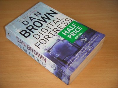 Boek met de titel: Digital Fortress