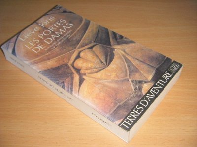 Tweedehands boek: Les portes de dames van auteur Lieve Joris - Paperback, in goede staat.