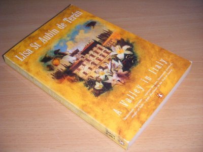 Boek met de titel: A Valley in Italy