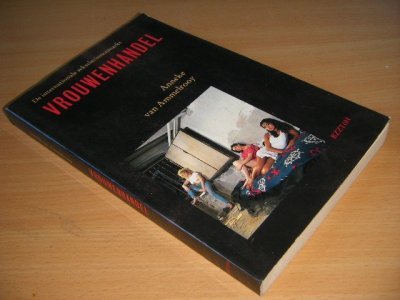 Boek met de titel: Vrouwenhandel