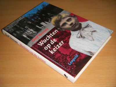 Boek met de titel: Wachten op de keizer