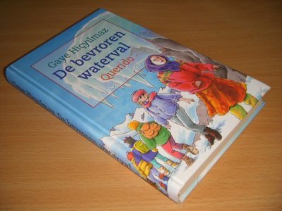 Boek met de titel: De bevroren waterval