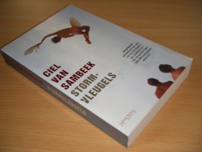 Boek met de titel: Stormvleugels