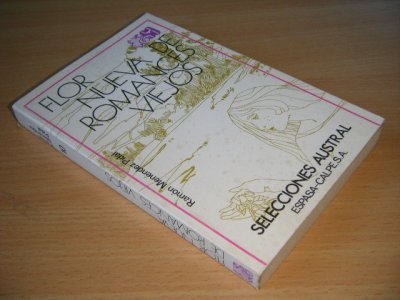 Boek met de titel: Flor nueva de romances viejos
