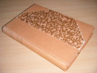 Boek met de titel: La steppe rouge