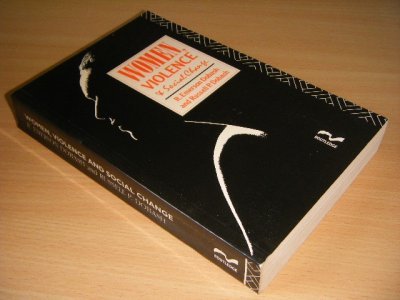 Boek met de titel: Women, Violence, and Social Change