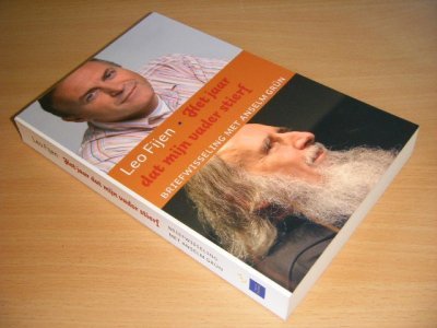 Boek met de titel: Het jaar dat mijn vader stierf