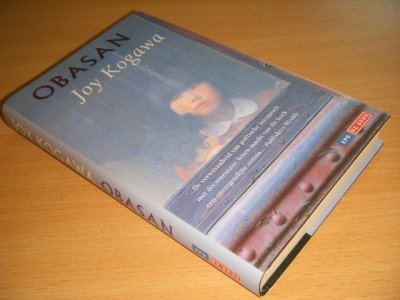 Boek met de titel: Obasan