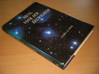 Boek met de titel: Mens, vonk der eeuwigheid