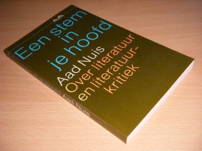 Boek met de titel: Een stem in je hoofd