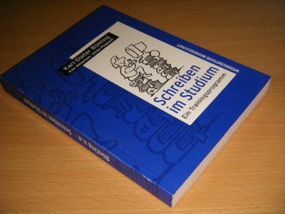 Tweedehands boek: Schreiben im Studium van auteur Karl-Dieter Bunting, Axel Bitterlich en Ulrike Pospiech - Paperback, in goede staat.