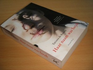 Boek met de titel: Haar naam was Sarah