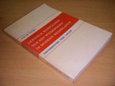 Boek met de titel: Lexicale morfologie van het werkwoord in modern Nederlands