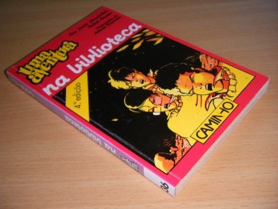 Boek met de titel: Uma aventura na biblioteca