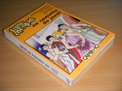 Boek met de titel: Uma aventura, No caminho do javali