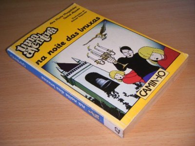 Boek met de titel: Uma aventura, Na noite des bruxas