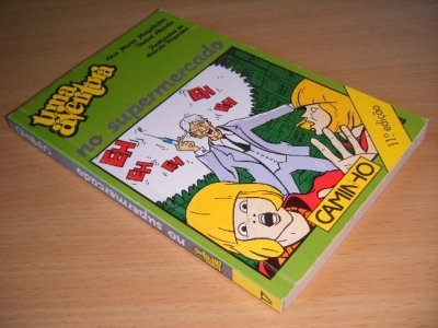 Tweedehands boek: Uma aventura, No supermercado van auteur Ana Maria Magalhaes en Isabel Alcada - Pocket, in goede staat. Geillustreerd. Tekst in het Portugees.