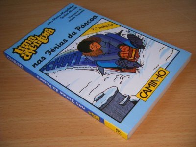 Tweedehands boek: Uma aventura, Nas Ferias da Pascoa van auteur Ana Maria Magalhaes en Isabel Alcada - Pocket, in goede staat. Geillustreerd. Tekst in het Portugees.