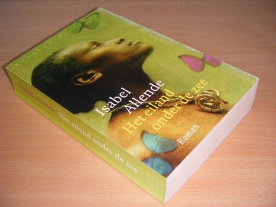 Boek met de titel: Het eiland onder de zee