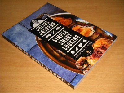 Tweedehands boek: Simple Smart Cooking van auteur Julius Jaspers - Paperback, in zeer goede staat.