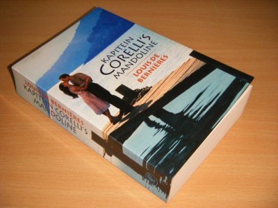 Boek met de titel: Kapitein Corelli's mandoline