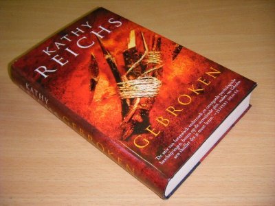 Boek met de titel: Gebroken