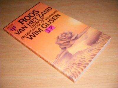 Boek met de titel: Roos van het zand