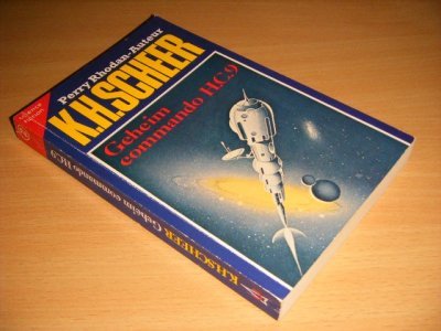Tweedehands boek: Geheim commando H.C. 9 van auteur K.H. Scheer - Paperback, met leesvouwen, gebruikssporen, in goede staat.