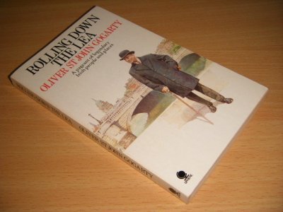 Tweedehands boek: Rolling Down the Lea van auteur Oliver St. John Gogarty - Pocket, name on title page, in good condition.
