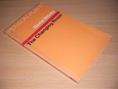 Tweedehands boek: The Changing Room van auteur David Storey - Pocket, slightly discoloured spine, name on title page, in good condition.