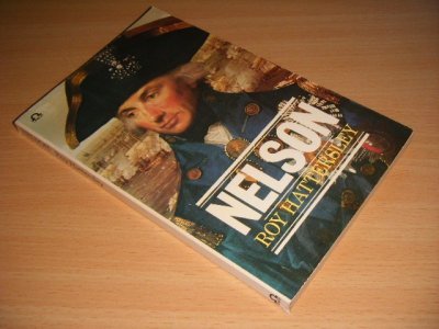 Tweedehands boek: Nelson van auteur Roy Hattersley - Paperback, name on title page, in good condition. With pictures.