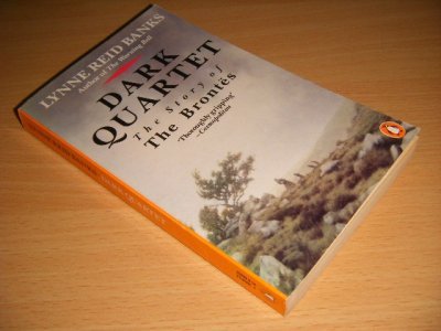 Boek met de titel: Dark Quartet