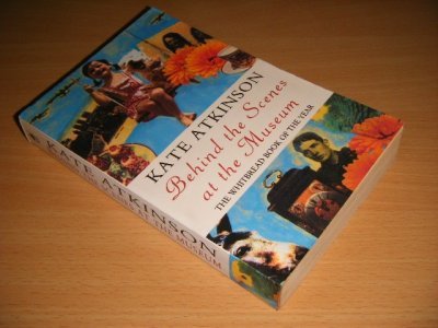 Boek met de titel: Behind the Scenes at the Museum