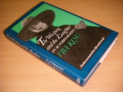 Boek met de titel: The Weeping and the Laughter