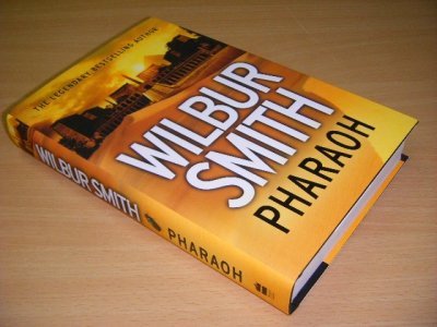 Tweedehands boek: Pharaoh van auteur Wilbur Smith - Hardcover with dustjacket, in excellent condition.