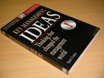 Tweedehands boek: Key Management Ideas van auteur Stuart Crainer - Paperback, name on title page, in good condition.