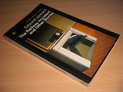 Tweedehands boek: The Railway Accident, and Other Stories van auteur Edward Upward - Pocket, traces of use, name on title page, in good condition.