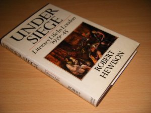 Boek met de titel: Under Siege