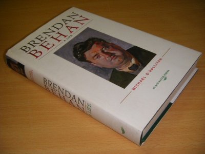Tweedehands boek: Brendan Behan van auteur Michael O'Sullivan - Hardcover with dustjacket, in excellent condition. With pictures.
